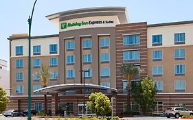 Holiday Inn Express Anaheim Resort Area