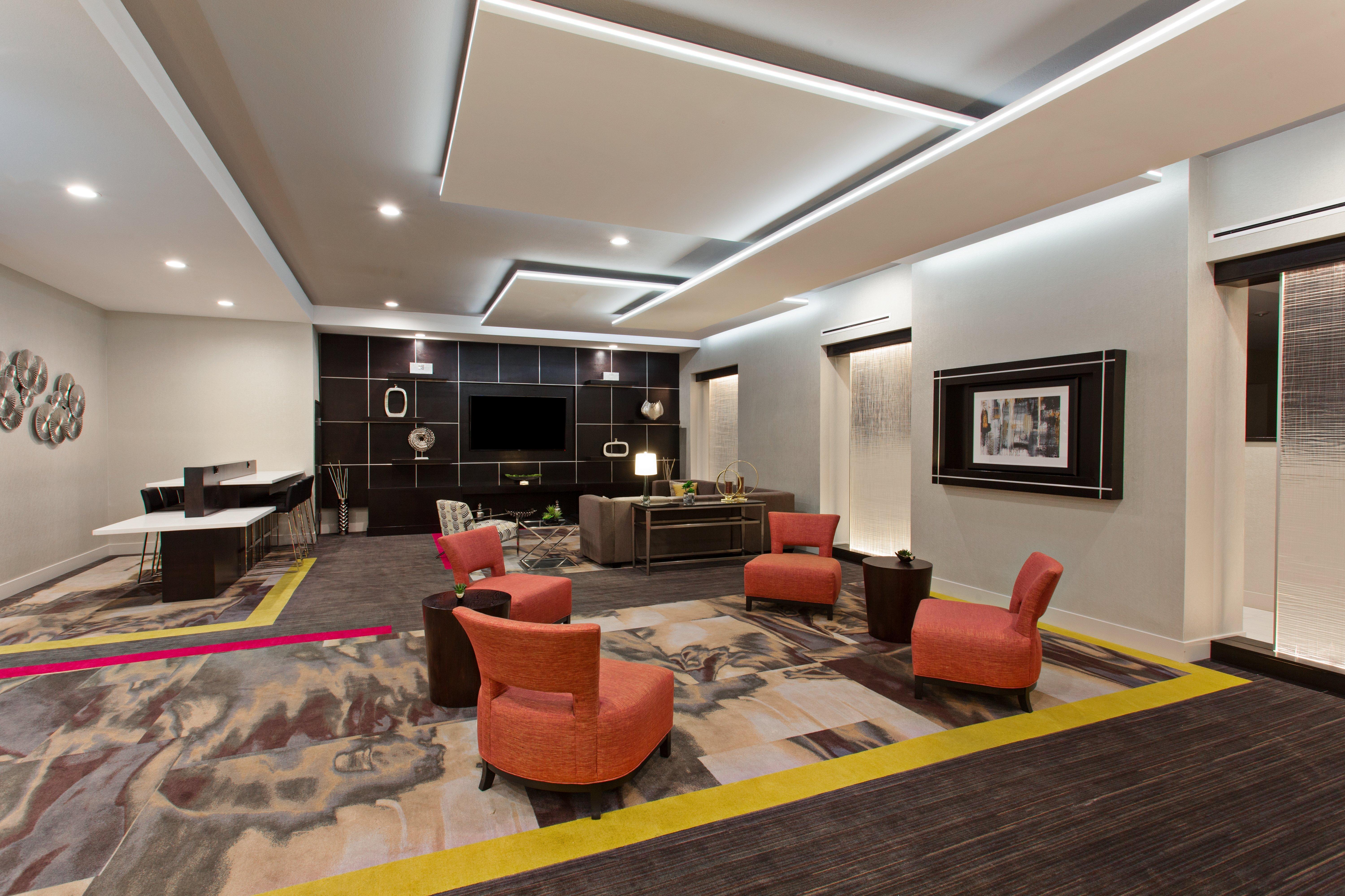 Holiday Inn Express & Suites Anaheim Resort Area By Ihg Exterior photo